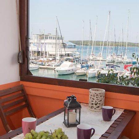 Harbour-Apartment With Sea View And Parking Spot Pula Exterior foto